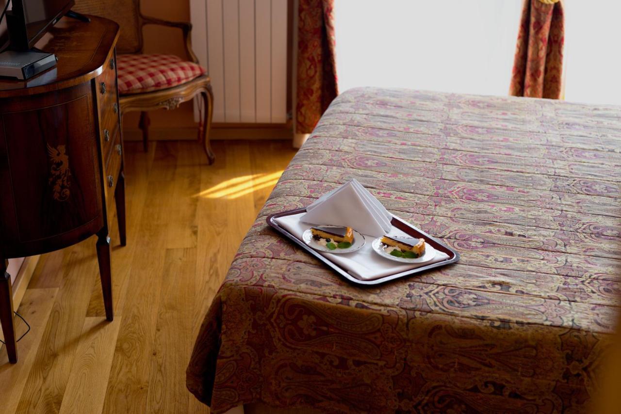 Hotel Soli Invicto Elenovo  Exteriör bild