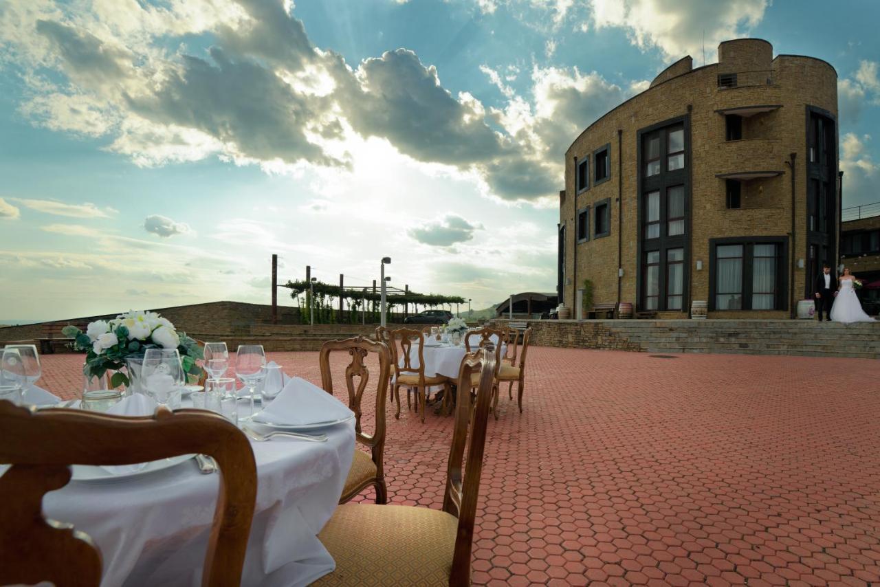 Hotel Soli Invicto Elenovo  Exteriör bild